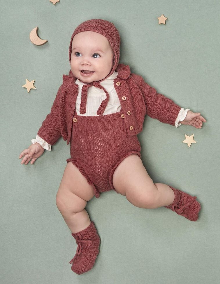 Bombacha altas com alças em malha especial com lã vermelha