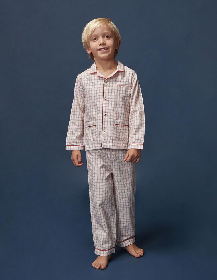 Pijama xadrez em branco