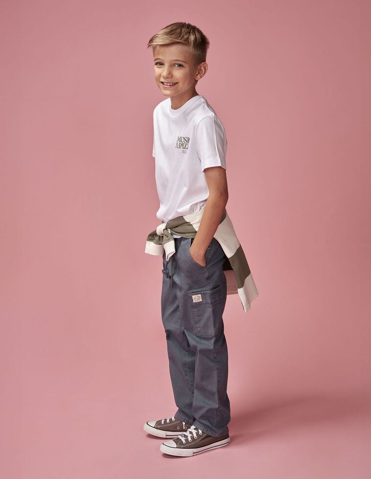 Calças cargo em azul claro