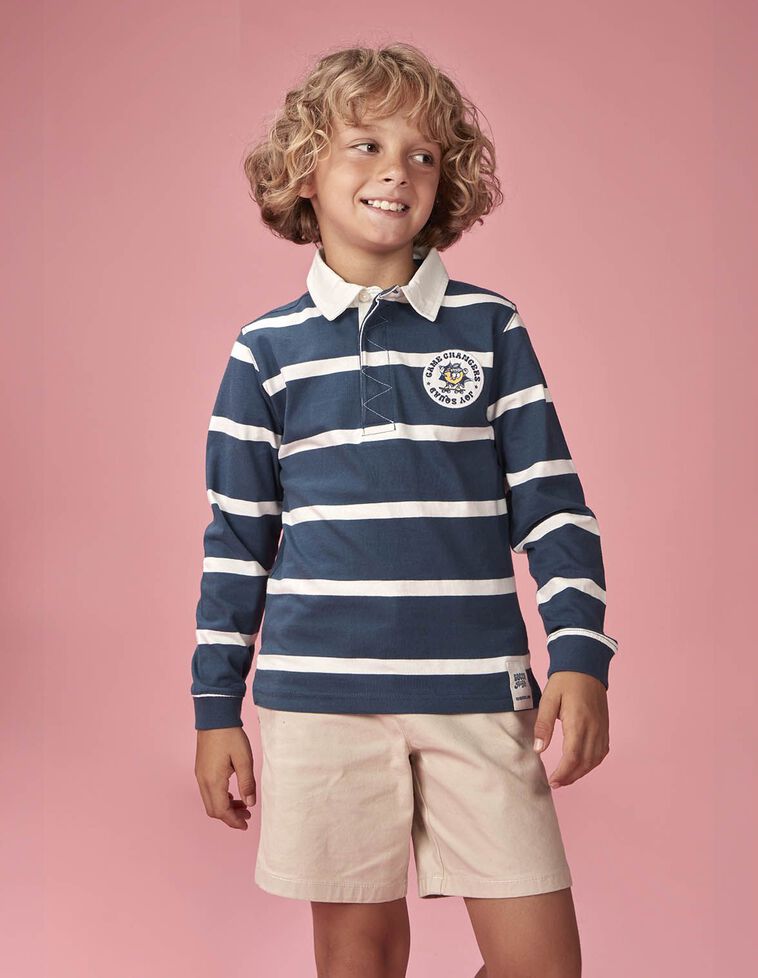 Polo às riscas com remendo gráfico azul