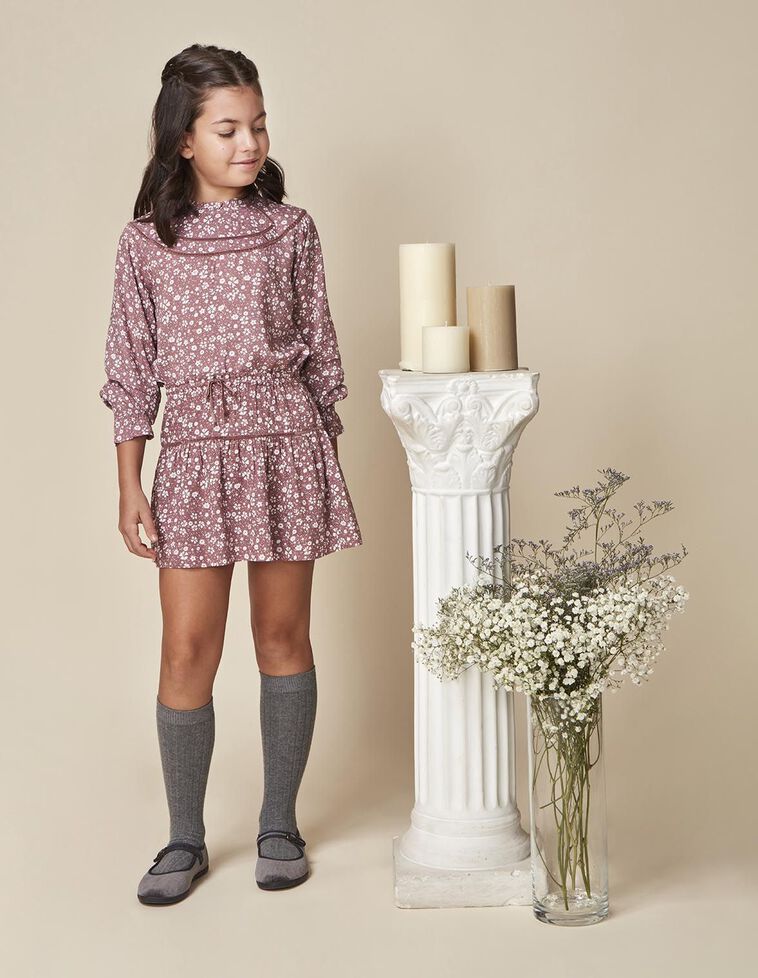 Blusa de manga comprida com estampado floral roxo