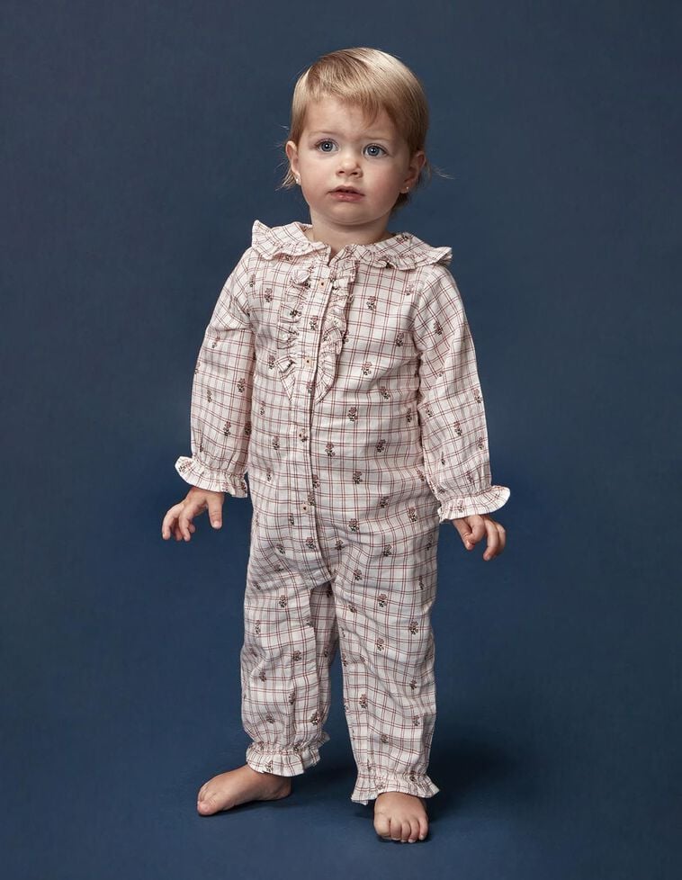 Pijama estampado com quadrados e flores em branco