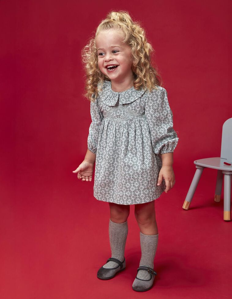 Vestido com flores azul